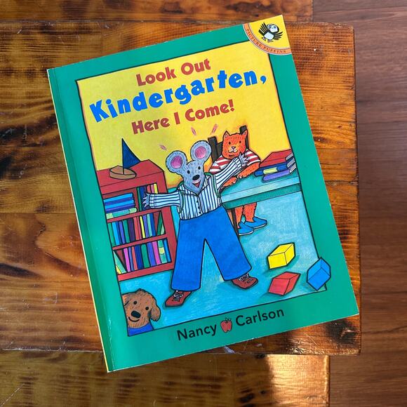 Vintage 1999 Look Out Kindergarten Here I Come Paperback Book - Picture 1 of 9